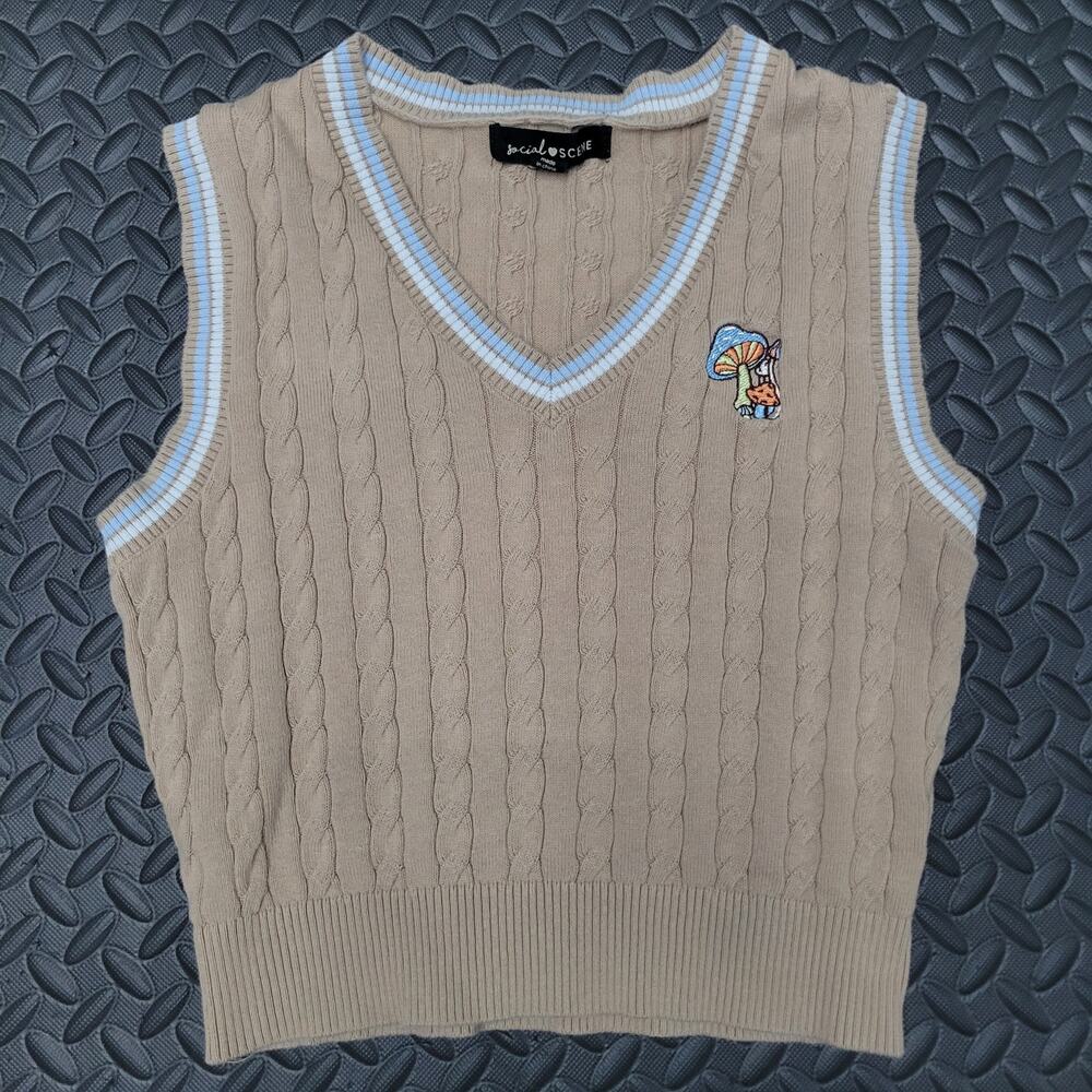 Social Scene Sweater Vest Juniors L Mushroom Cable Knit Cottagecore Fairycore